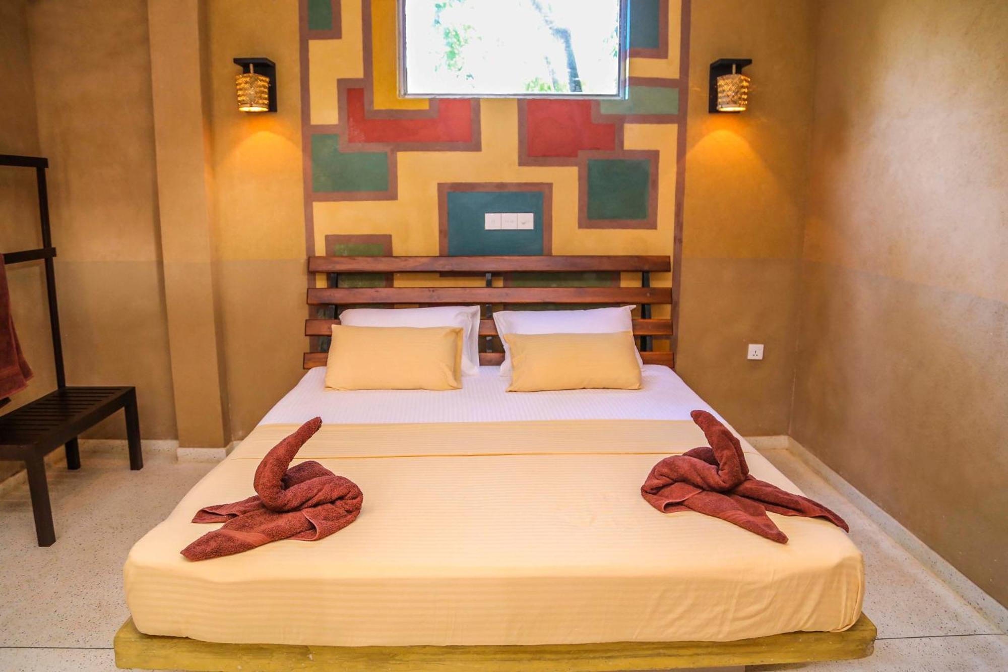 Eco Square Resort Mirissa Eksteriør billede