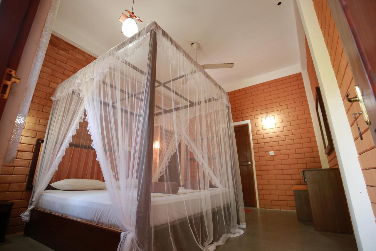 Eco Square Resort Mirissa Eksteriør billede